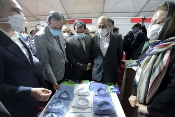 بازدید مدیرعامل گروه صنایع پتروشیمی خلیج فارس از نمایشگاه توانمندسازی و حمایت از شرکتهای منطقه عسلویه