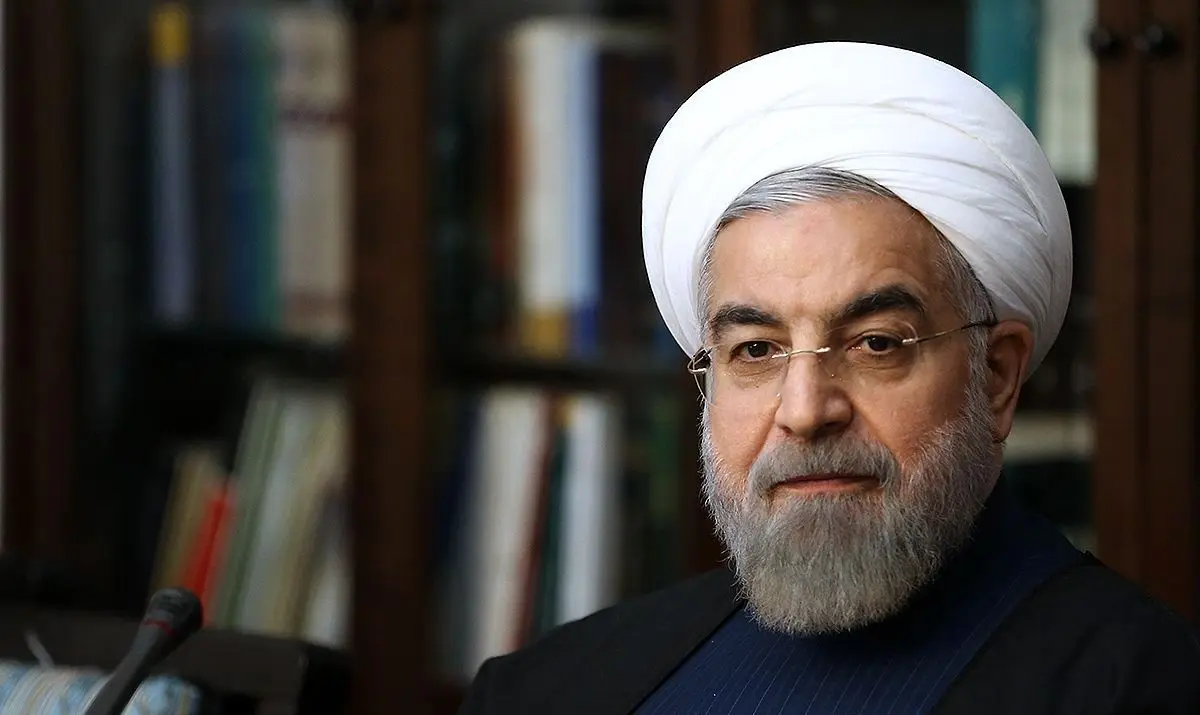 بزرگ‌نمایی‌ مشکلات و ایجاد ناامیدی، ظلم بزرگی به مردم است