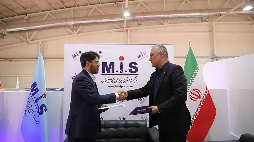 ارتقاء همکاری های بانک کارآفرین با چهار شرکت نفتی

