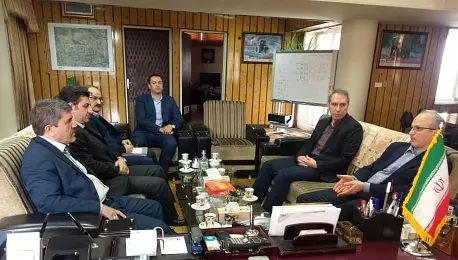 بانک سینا در کنار واحدهای تولیدی و کارخانجات صنعتی است

