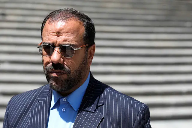 ابلاغ استجازه رهبری به مجلس از اختیارات دولت نیست