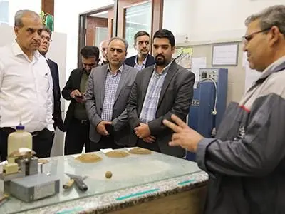 بازدید سرپرست معاونت فنی و عمرانی از مرکز مطالعات ژئوتکنیک و مقاومت مصالح شهرداری تهران
