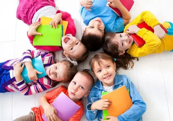 طرح "توانمند سازی محیط زیستی کودکان با داستان خوانی مادران" در منطقه 3