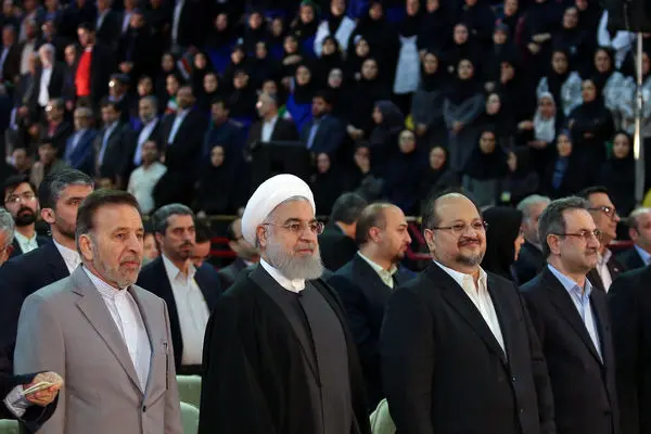 کارگران در خط مقدم مقابله با تحریم های آمریکا هستند