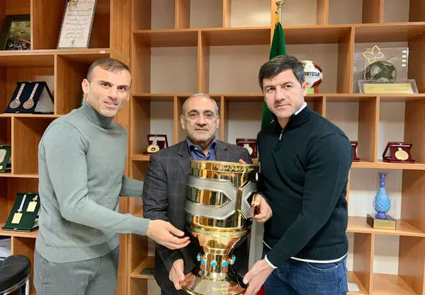 کاپ سوپر جام به پرسپولیس تحویل داده شد