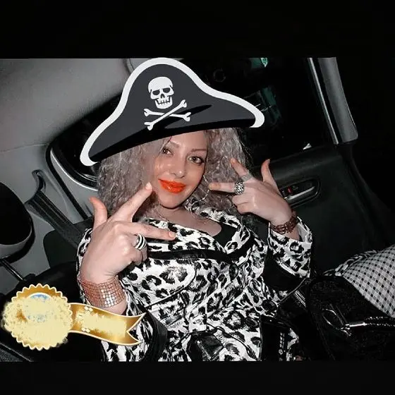 گلناز بایبوردی در لباس دزدان دریایی+عکس