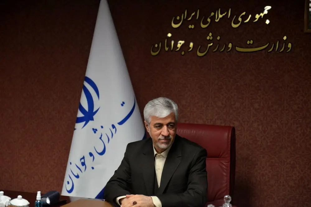 پیام تبریک وزیر ورزش به فدراسیون وزنه‌برداری