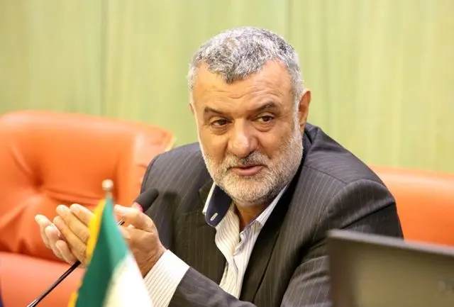 افزایش نرخ ارز و صادرات بی رویه عامل گرانی گوجه و سیب زمینی شد