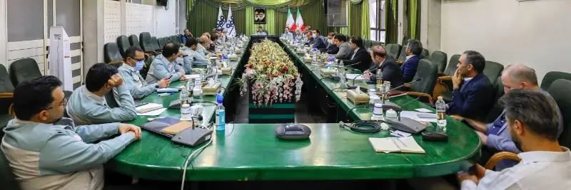 تولید محصولات کیفی مطابق با شاخص‌های اقتصادی روز دنیا محور کارها باشد


