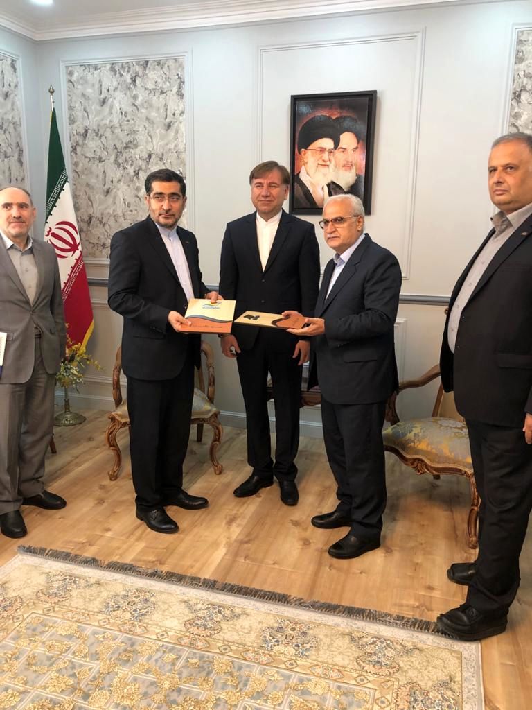 تفاهم نامه همکاری مابین سازمان منطقه آزاد انزلی و سازمان صنایع هوایی وزارت دفاع و پشتیبانی نیروهای مسلح منعقد شد
