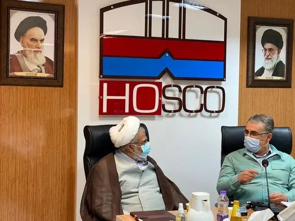 بازدید نماینده ولی فقیه و امام جمعه بندر عباس از شرکت فولاد هرمزگان