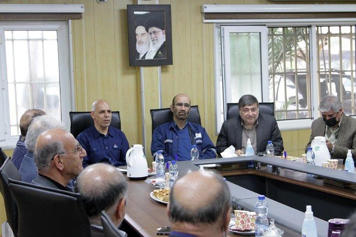 مناطق نفتخیز جنوب پیش قراول خودکفایی در ساخت تجهیزات صنعت نفت است
