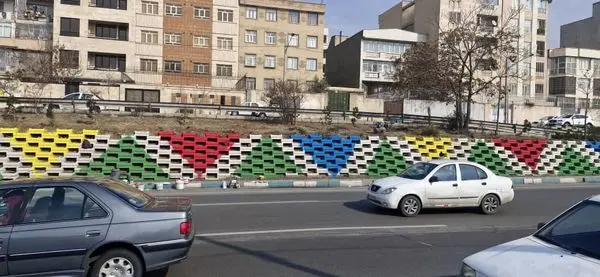 رنگ آمیزی۳۳۰۰ مترمربع از کولهای بزرگراه‌های منطقه۴

