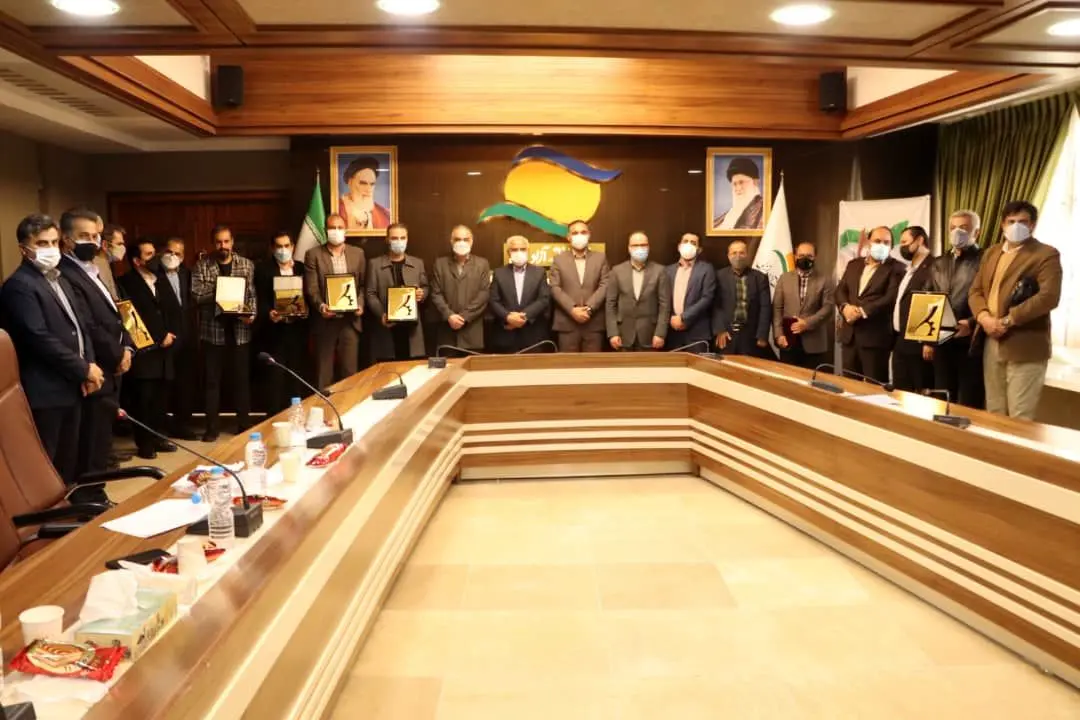 تجلیل از صادرکنندگان نمونه منطقه آزاد انزلی

