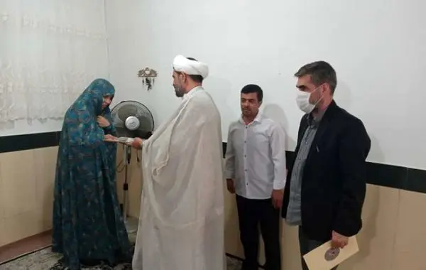 خدمت به خانواده شهدا موجب ترویج فرهنگ ایثار و شهادت است