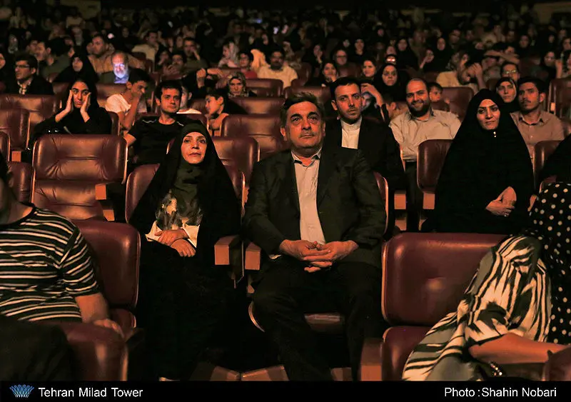 حضور شهردار تهران در کنسرت وداع سراج در برج میلاد
