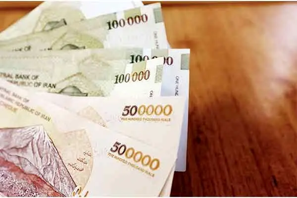 رشد نقدینگی رکوردشکنی میکند؟