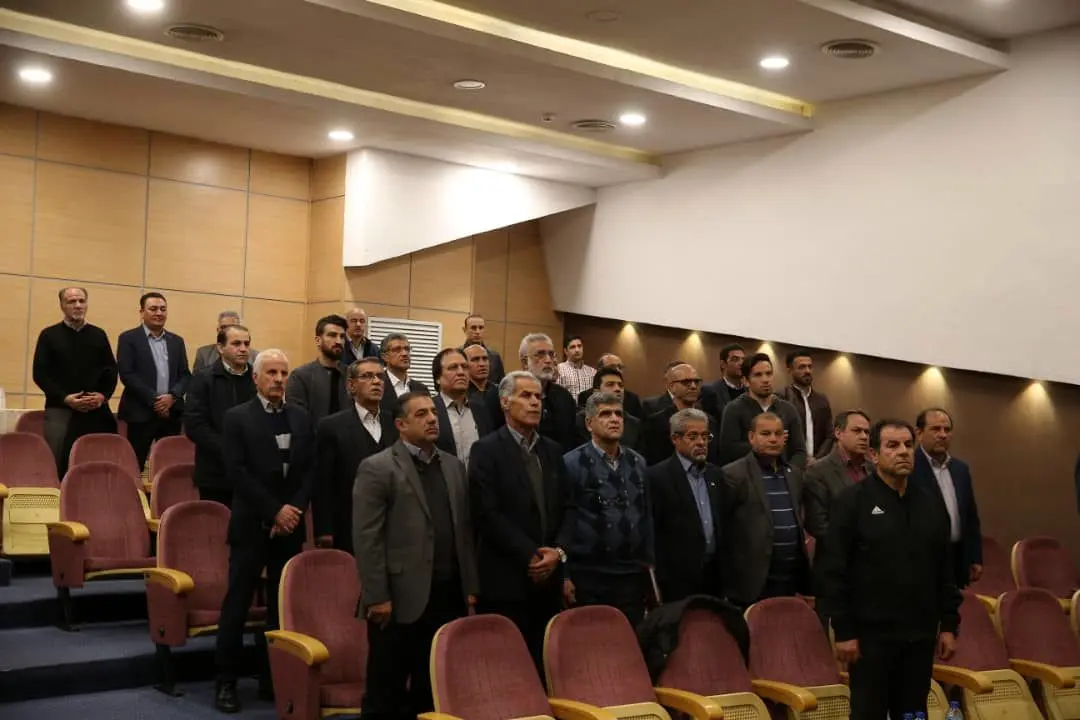 مربیان و کاپیتان های لیگ برتری در سمینار آموزشی داوری +عکس