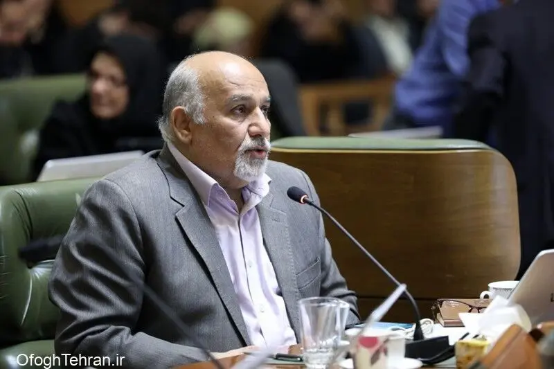 شهروند با گسترش خدمات خود در سایر استان ها فروشگاهی بابرند مدیریت شهری خواهد شد.
