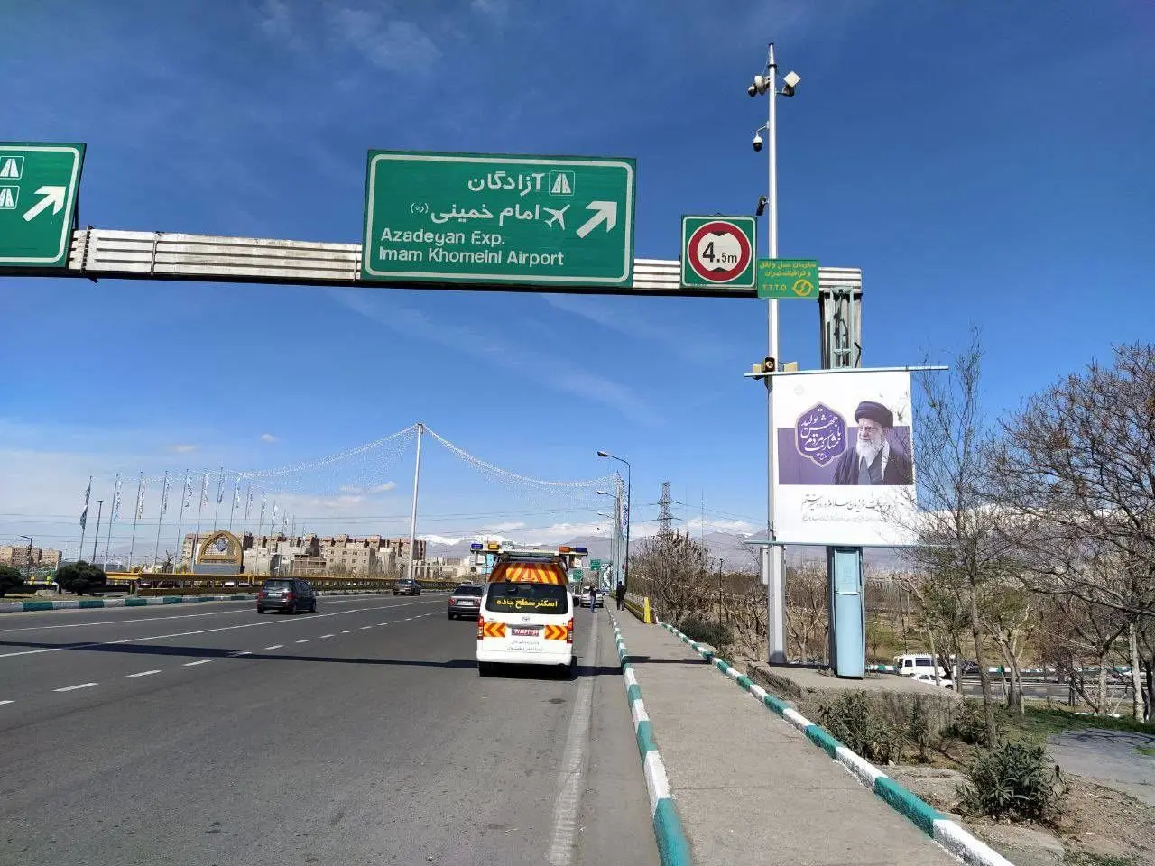  پایش کیفیت آسفالت بزرگراه‌های تهران، با اسکنر سطح جاده در ایام نوروز

