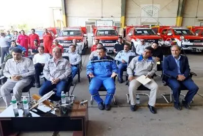 تحویل هفت دستگاه خودرو پیشرو آتش نشانی جهت شرکت های تابعه نفت مناطق مرکزی ایران