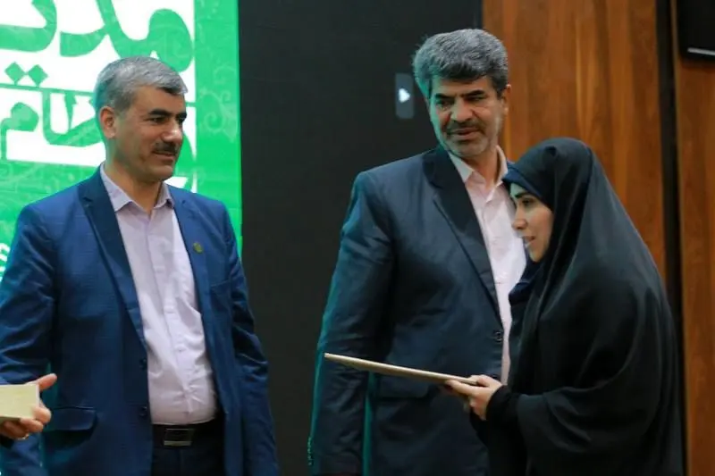 تقدیر از اداره کل محیط زیست و توسعه پایدار و شهرداری منطقه ۹ به عنوان دستگاه برتر

