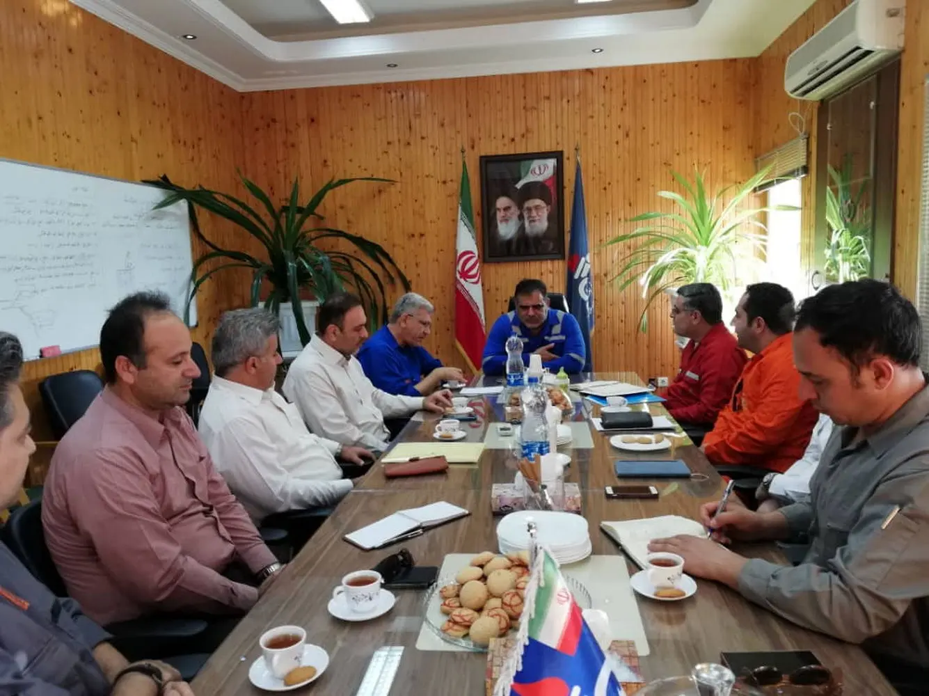 آغاز به کار پروژه احیا و بازسازی زیست‌بوم‌های مرجانی جزیره خارگ 