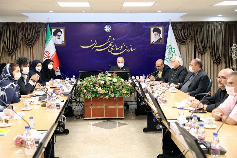 آرامستان های تاریخی دولاب ساماندهی می شوند


