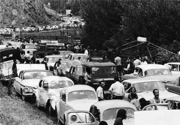 بزرگراه‌های خالی در اولین یک‌شنبه بدون خودرو!+عکس