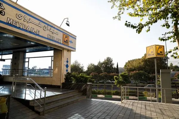 مترو در چنین روزی به میدان هروی رسید