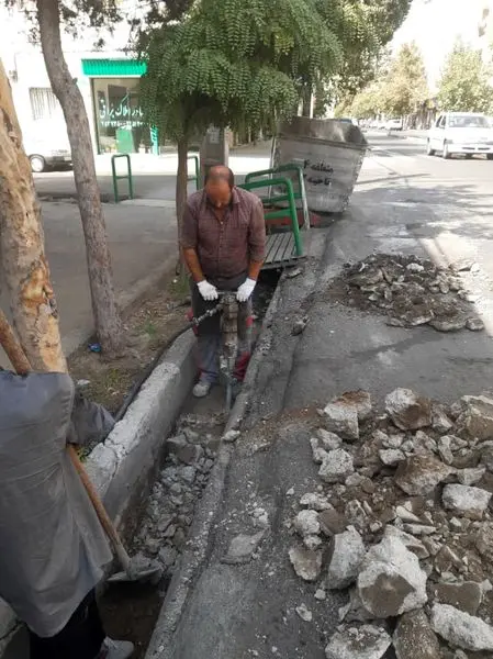 اجرای عملیات تبدیل انهار به کانیو در معابر شمال شرق تهران