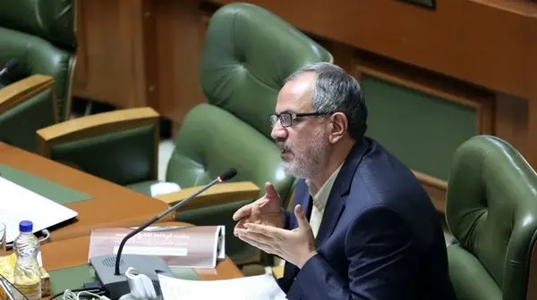 تهران با بحران قطع درختان روبرو شده است