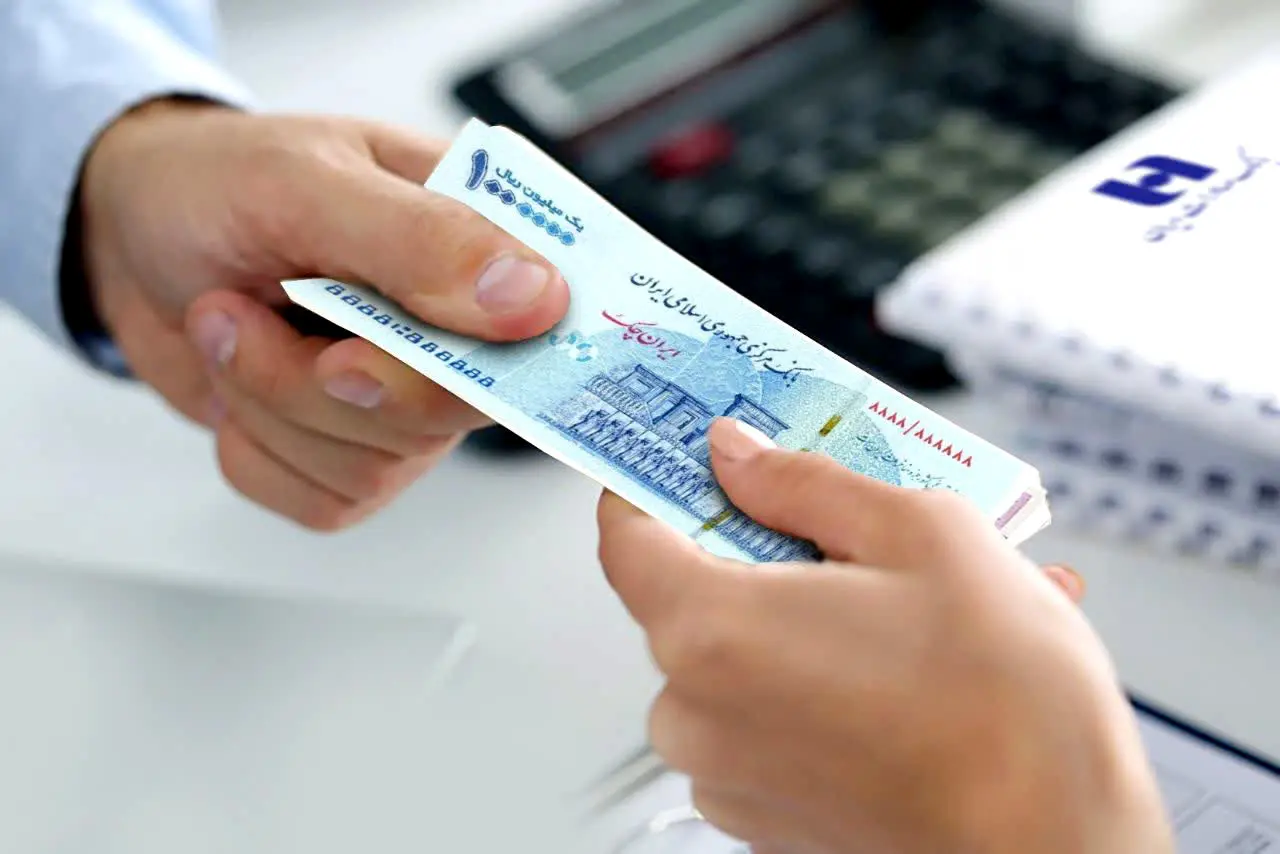 بانک صادرات ایران به ١٥٥ هزار نفر وام بدون ضامن پرداخت کرد

