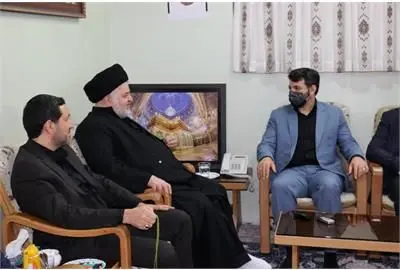 باید در علوم مختلف به نخبگان و جوانان اعتماد کرد