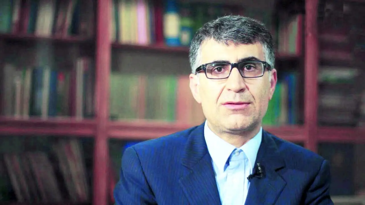 تصویب CFT مردم را از ادامه رابطه مالی ایران با سایر کشورها مطمئن کرد/ بانک مرکزی به سود بانکی سروسامان می‌دهد