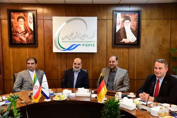 آماده توسعه همکاریها در صنعت پتروشیمی با آلمان هستیم