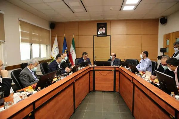 آمادگی کامل بانک ملی ایران برای تامین مالی صنایع مرتبط با پتروشیمی