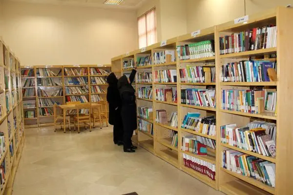 برپایی غرفه های مبادله کتاب در منطقه چهارتهران