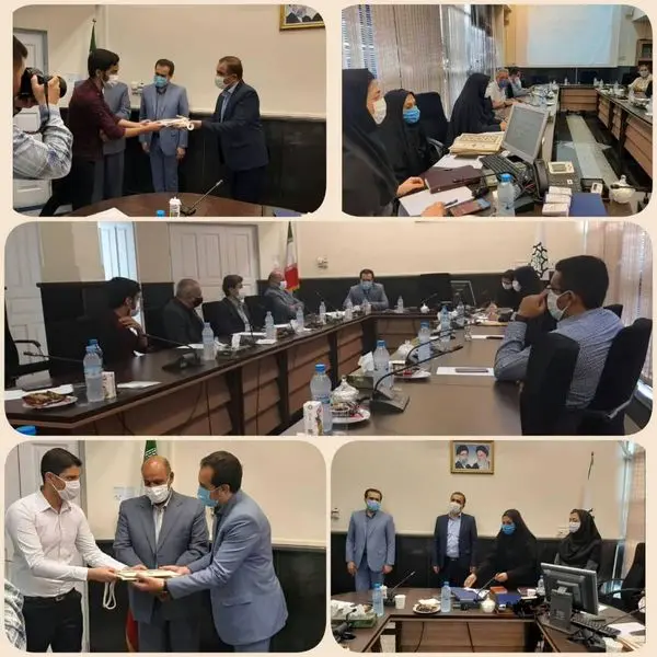 توزیع اولین مرحله از کارت‌های دوچرخه اشتراکی هوشمند (بیدود) به دانش آموزان منطقه ١٢ تهران‌

