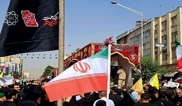 حضور مدیران مخابرات تهران در مراسم تشییع شهدای اقتدار