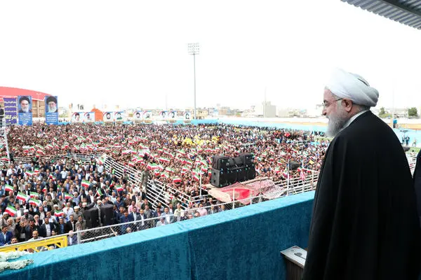 دولت با تمام توان، کنار قشر آسیب پذیر خواهد ماند