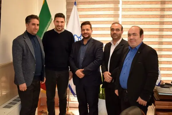 تقدیر از مسئول حسابداری شهرداری منطقه شش اسلامشهر بمناسبت روز حسابدار