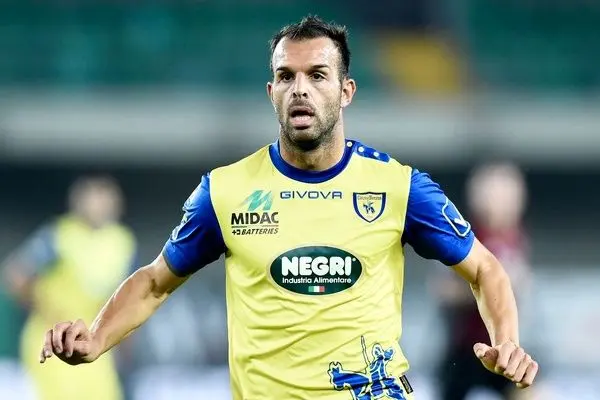 بازیکن سابق اینترمیلان استقلالی میشود؟