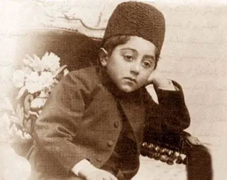 عکس هایی دهده نشده از کودکی آخرین پادشاه قاجار+تصاویر