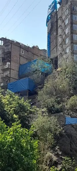 ساختمان گلابدره با ۲۵۰۰ متر مربع خلاف / شهرداری و دادستانی آماده تخریب ولی نیروی انتظامی همکاری نمی کند