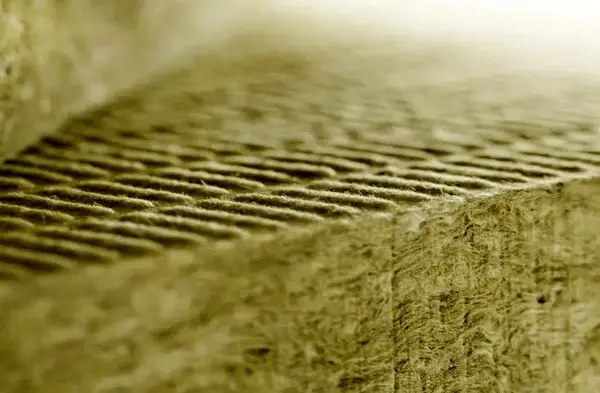 انتخاب پشم سنگ، راهکاری هوشمندانه برای عایقکاری و بهینهسازی انرژی