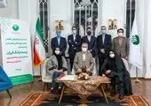 پاسخگویی مدیران ارشد بانک ملی ایران به مشتریان
