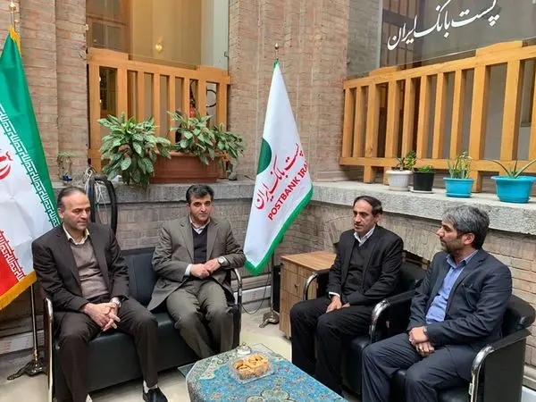 بازدید دکتر کشاورزیان عضو هیات مدیره پست بانک ایران از مدیریت شعب شهرستان های استان تهران