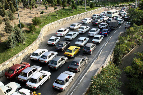 اعمال محدودیت‌های بی‌اثر کرونایی روی سفرهای مردم