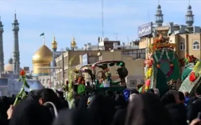 راه‌اندازی کاروان شادی خدام حرم موسی مبرقع(ع) برای عرض تبریک به حضرت معصومه(س)